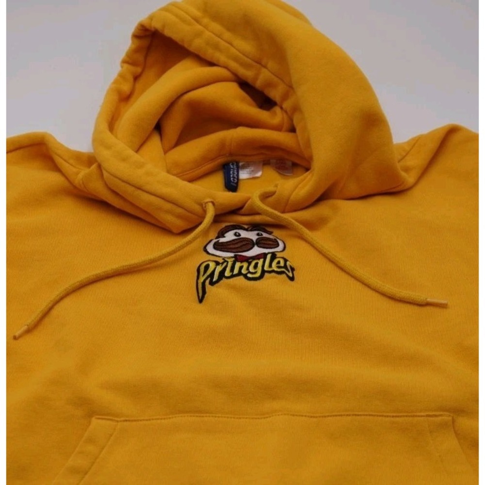 H&M Divided Pringles Hoodie - Mens Large Yellow Embroidered Logo Pullover SOFT
